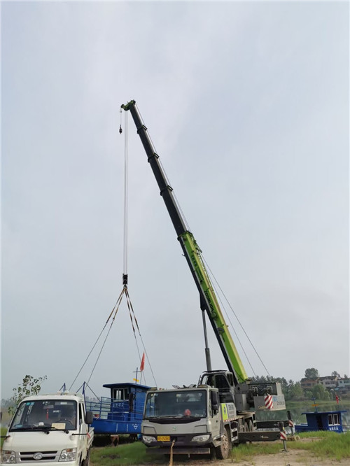 德州市桥梁建设吊装案例