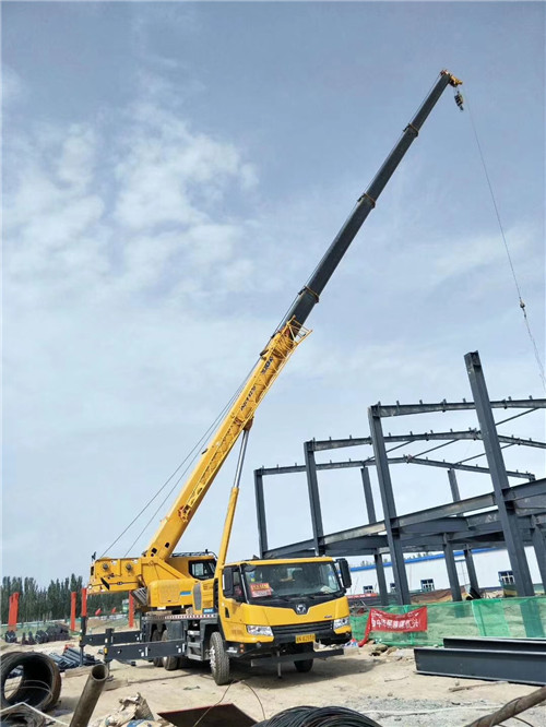 德州市超高层建筑钢结构吊装案例